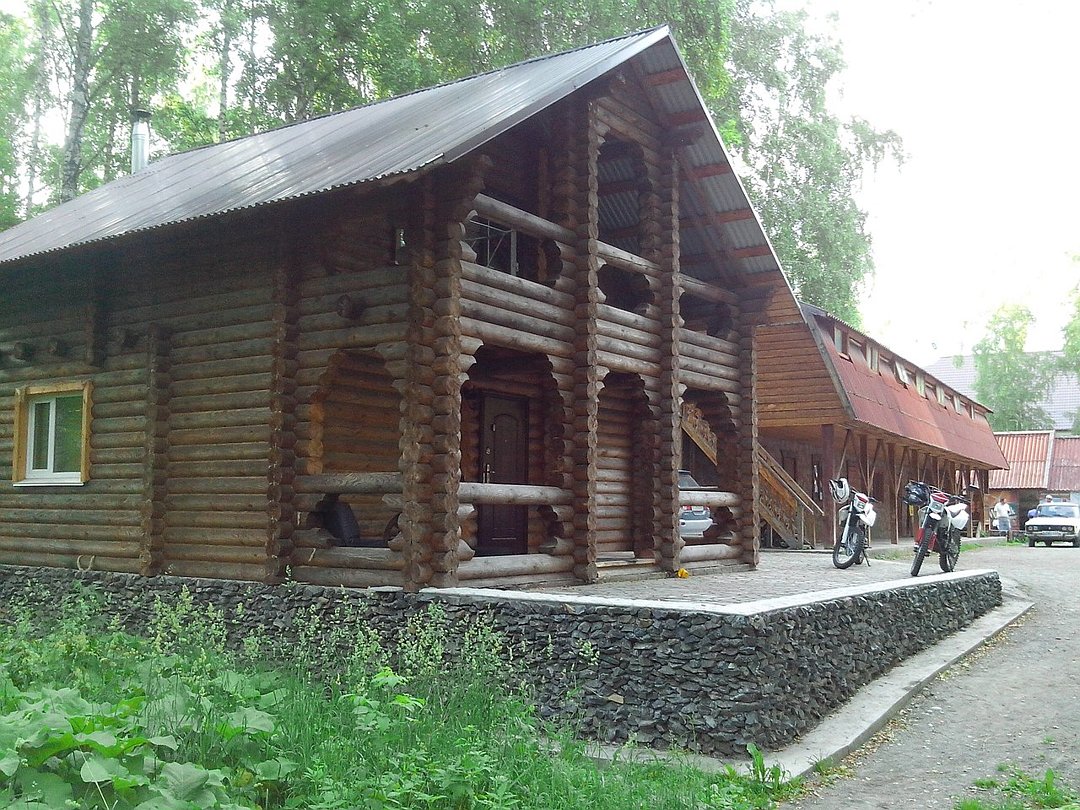 Коттедж 8-местный 4-комнатный 2-этажный