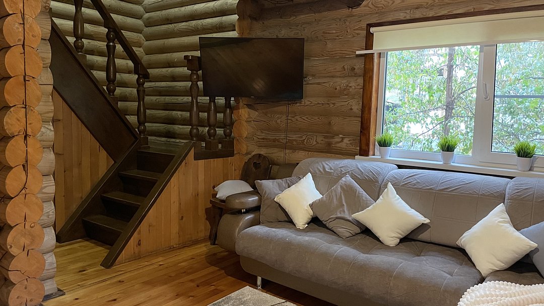 Коттедж 8-местный 4-комнатный 2-этажный