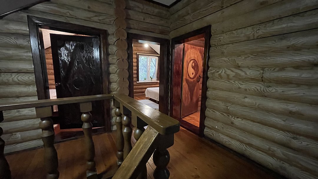 Коттедж 8-местный 4-комнатный 2-этажный