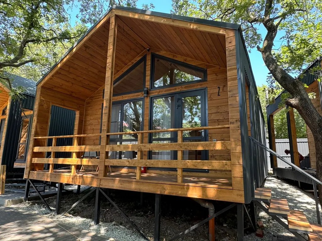 Коттедж 4-местный 2-комнатный (№2)