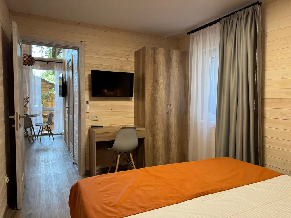 Коттедж 4-местный 2-комнатный (№2)