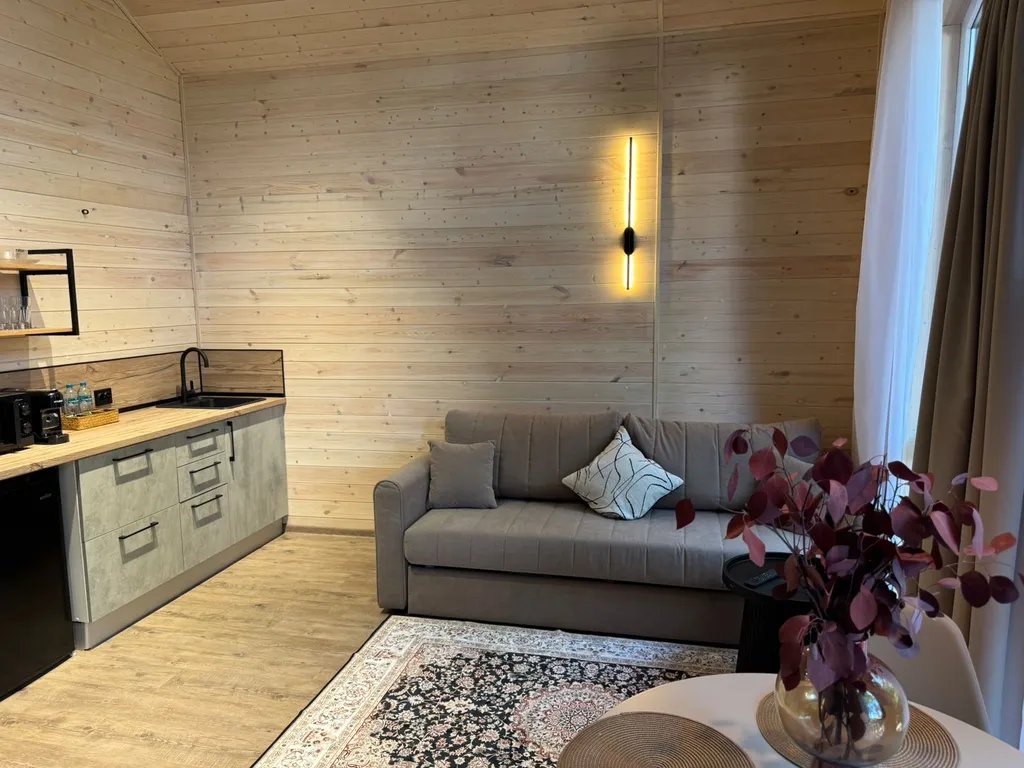 Коттедж Семейный 4-местный