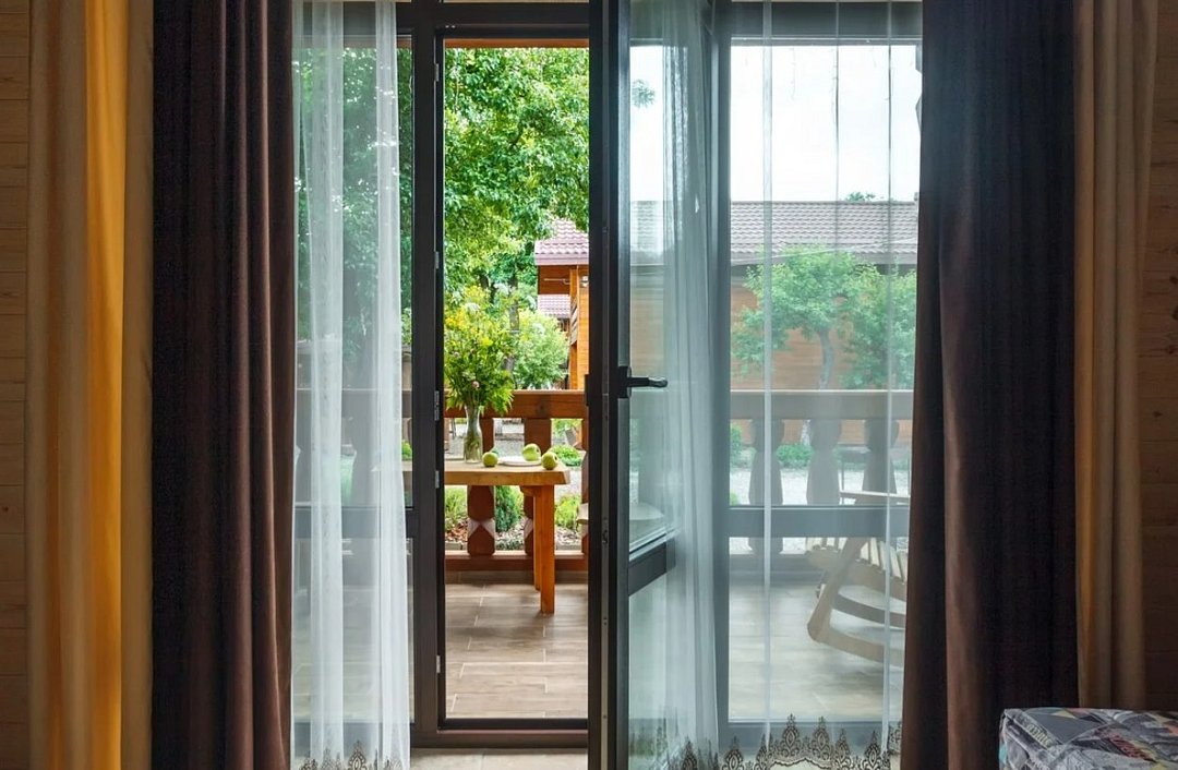 Комфорт 2-местный 1-комнатный Семейный (с балконом и кухней)