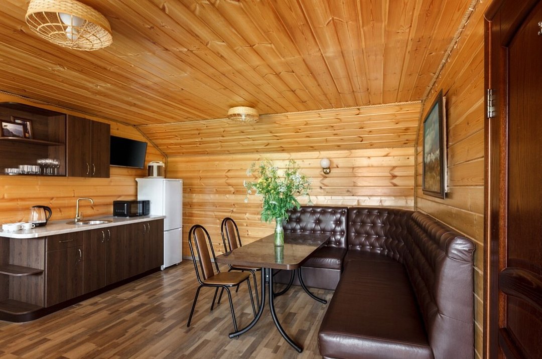 Комфорт 2-местный 1-комнатный Семейный (с балконом)