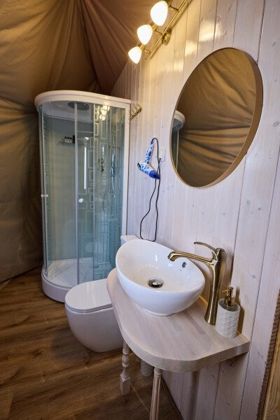 Сфера 2-местный 1-комнатный (стандартный с видом на озеро, сосны)