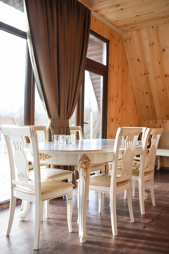 Коттедж 4-местный 2-комнатный с бассейном