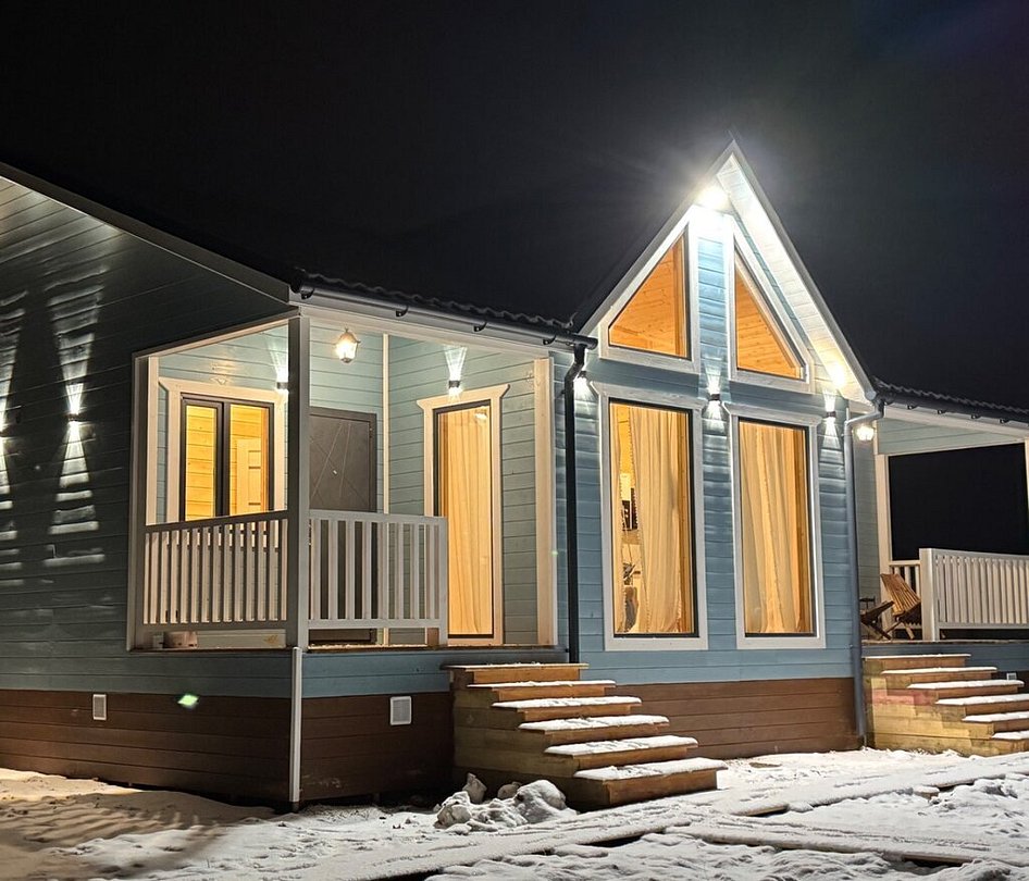 Коттедж 4-местный 2-комнатный (Загородный дом)