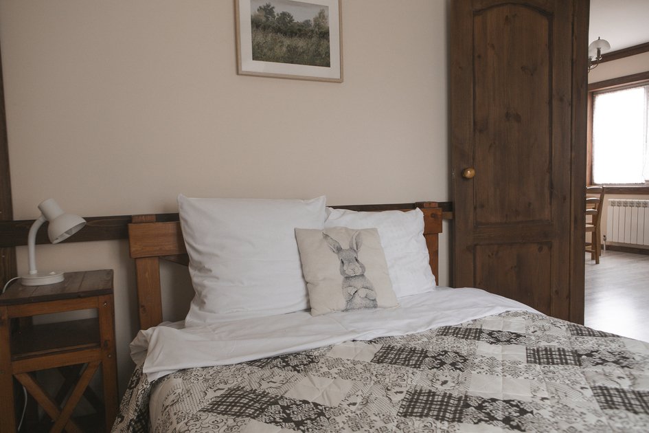 Дом 4-местный 2-комнатный (Смородина, №7)