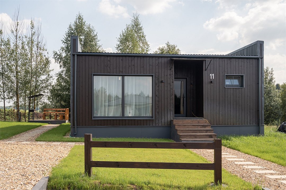 Дом 6-местный 3-комнатный (У леса на опушке с балконом)