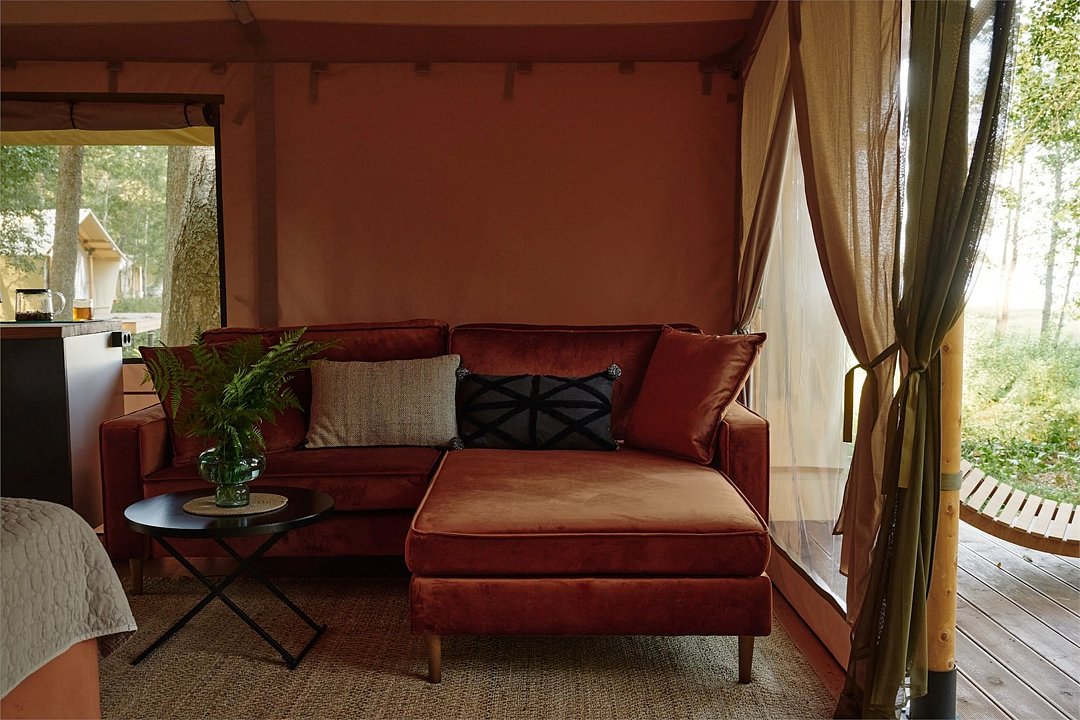 Лодж 2-местный (Романтик)