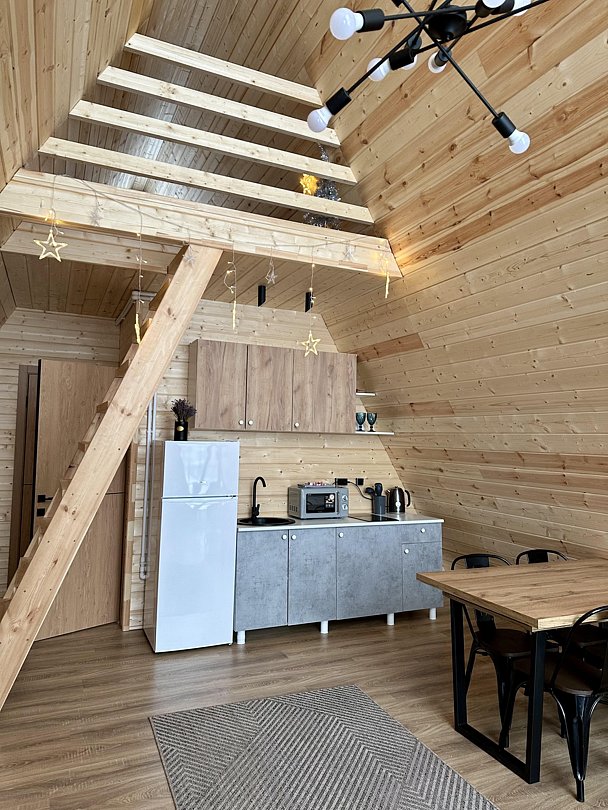 А-фрейм 4-местный (с чаном)