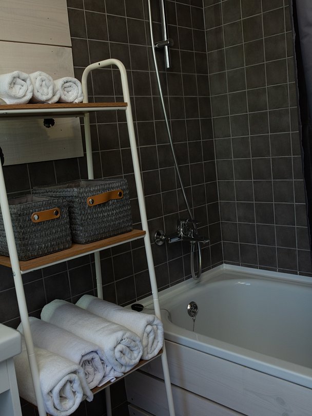 Барн 4-местный 1-комнатный (lux, с банным чаном