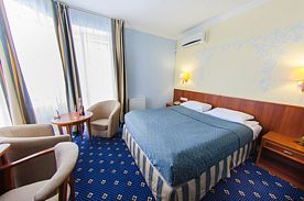 Двухместный номер Comfort с балконом двуспальная кровать, Яхт-клуб Новый берег, Мытищинский район