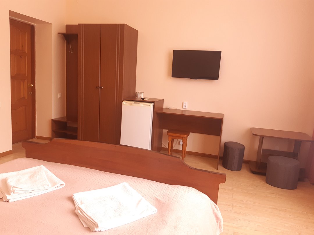 Полулюкс 4-местный