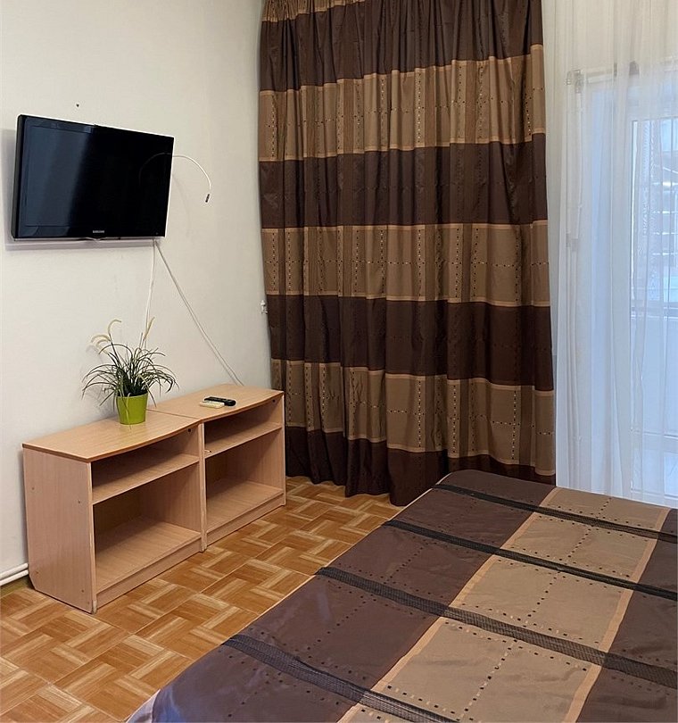 Стандартный 6-местный 2-комнатный