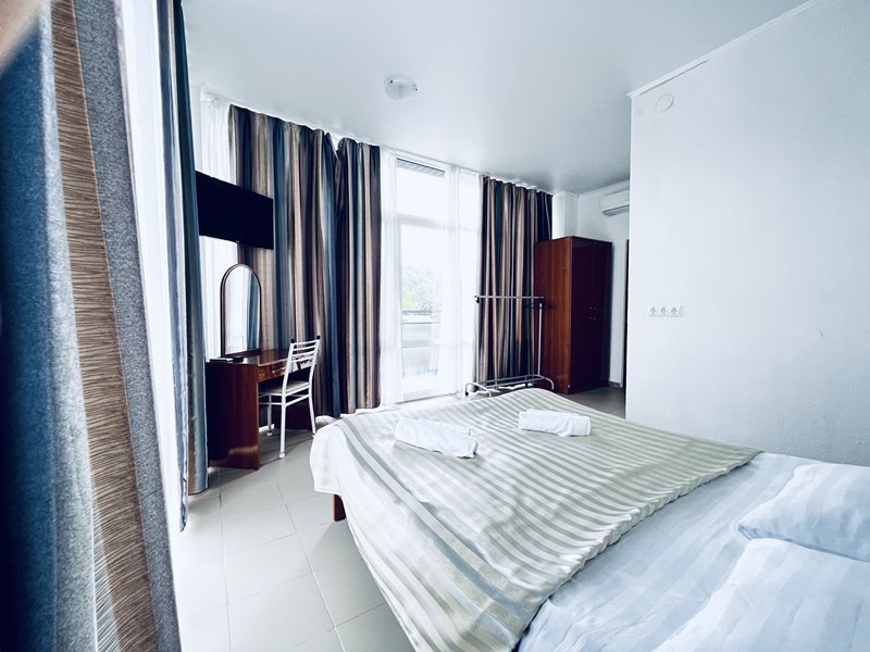 Апартаменты 5-местный 2-комнатный (с кухней)