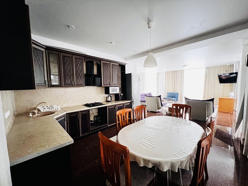 Апартаменты 6-местный 3-комнатный (с кухней)