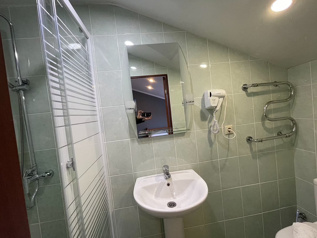 Стандартный 2-местный (с двуспальной кроватью)