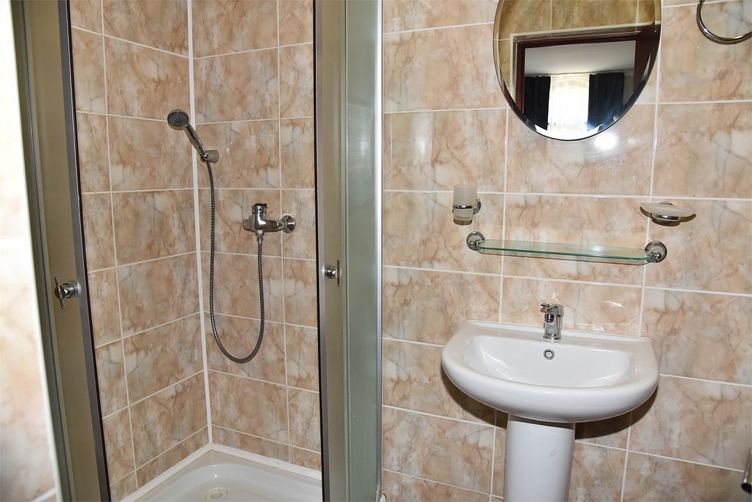 Номер 3-местный (с креслом)