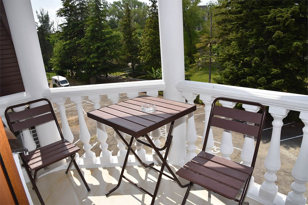 Номер 4-местный (с балконом)