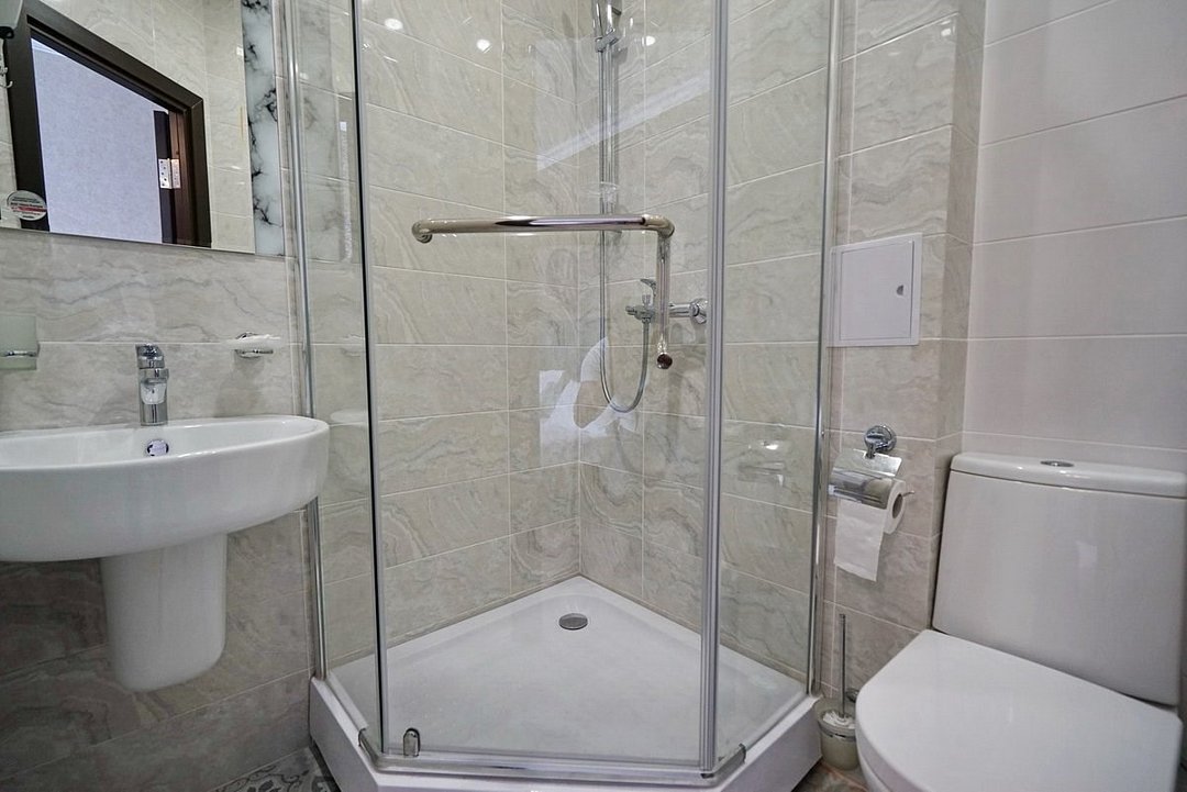 Стандартный 3-местный с (2-спальной и 1-спальной кроватями)