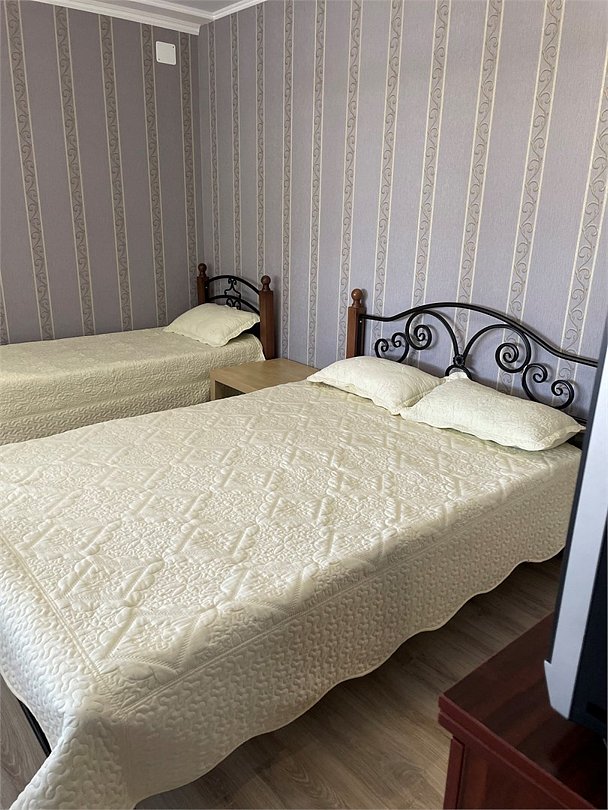 Апартаменты 6-местный 3-комнатный (с отдельным входом и террасой)