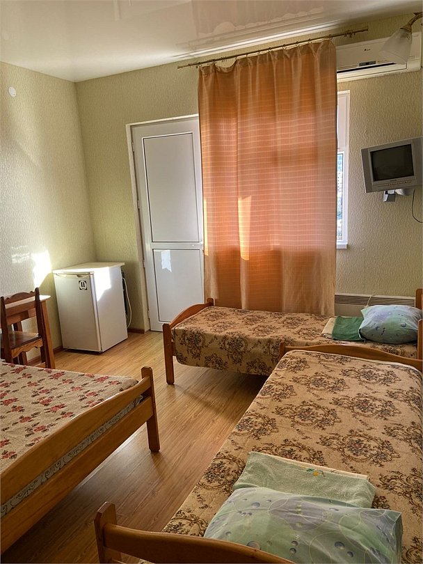 Бюджетный 4-местный