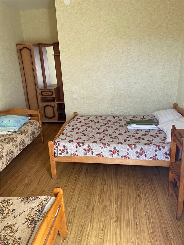 Бюджетный 4-местный