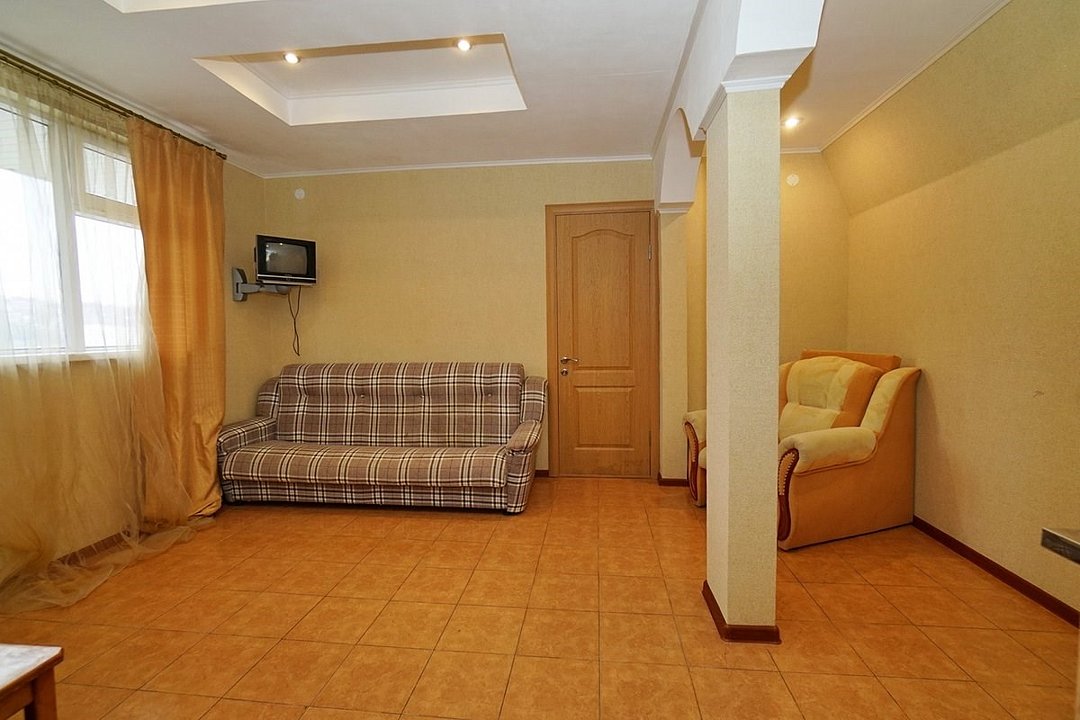 Номер 6-местный 3-комнатный (с мини-кухней)