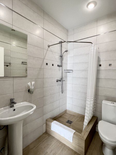 Апартаменты Deluxe 4-местный 2-комнатный (с кухней)