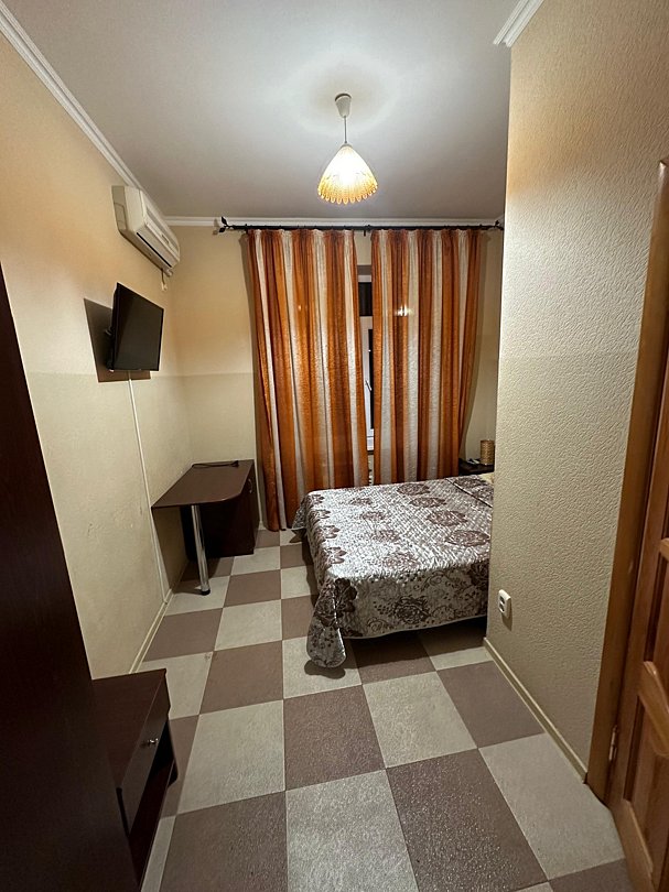 Стандартный 2-местный (с двуспальной кроватью)