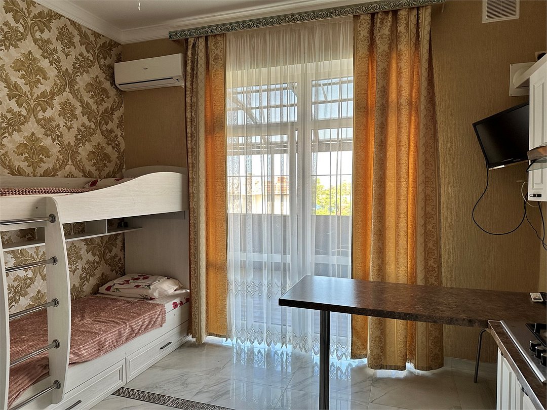 Апартаменты 4-местный 2-комнатный (с кухней, вид на море)