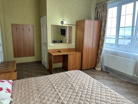 Номер 3-местный (вид на море, с балконом)