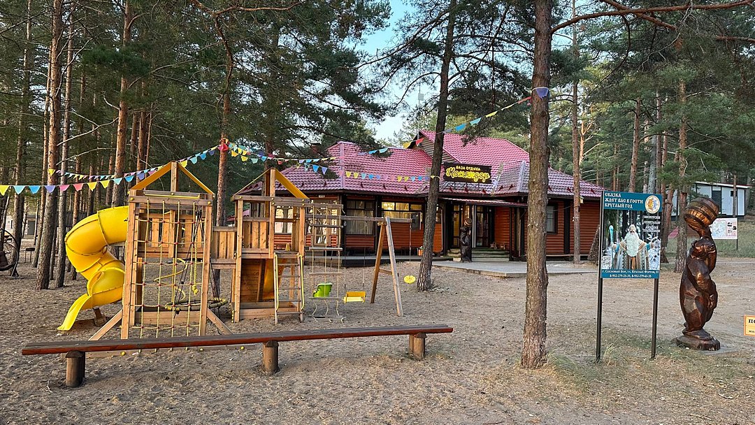 База отдыха Командор, Ленинградская область, Ломоносовский район Ломоносовский район поселок Кротово Сосновый Бор