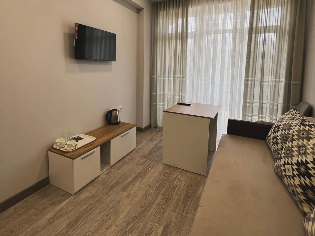 Люкс 2-местный 2-комнатный (2 этаж, корпус 3)