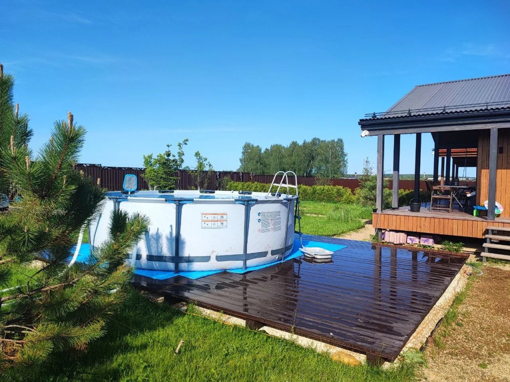 Частный дом с панорамными окнами с выходом на террасу и баней на дровах, Московская область: фото 3