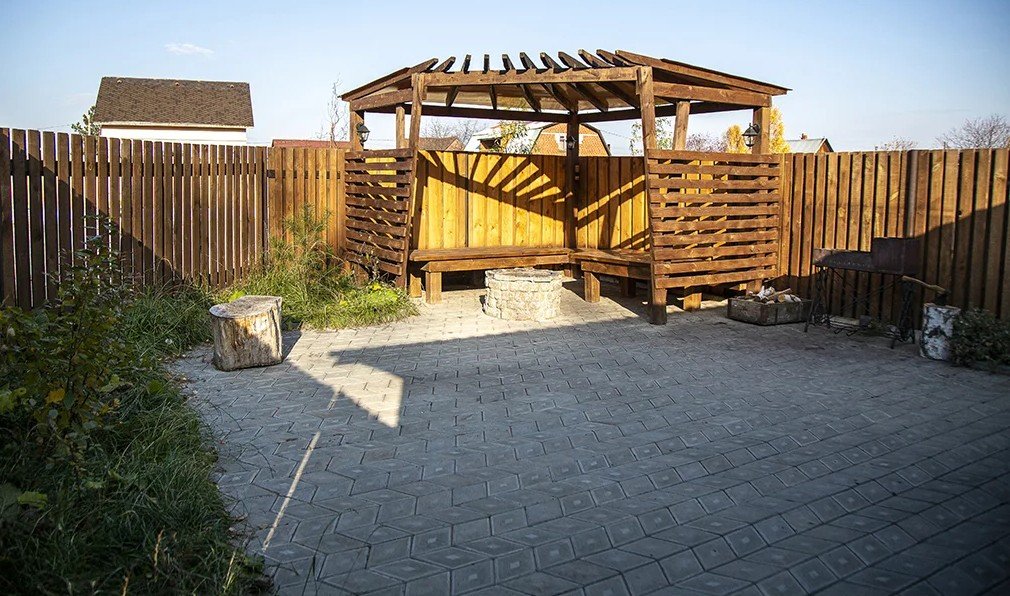 Дом 6-местный 2-комнатный (Вишня)