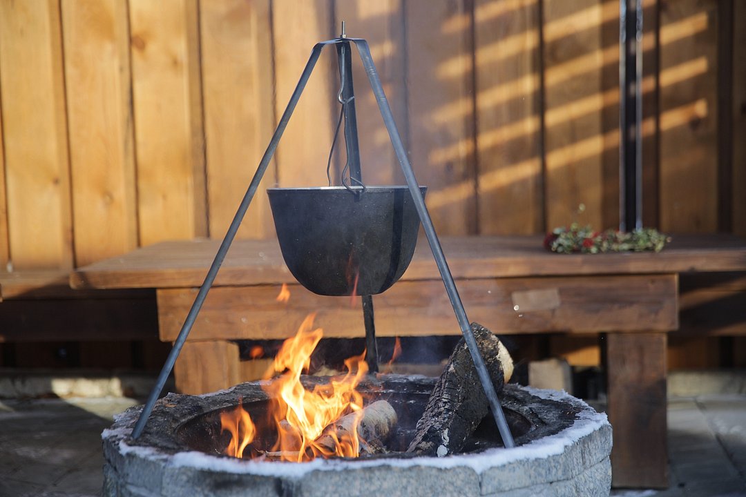 Дом 6-местный 2-комнатный (Вишня)