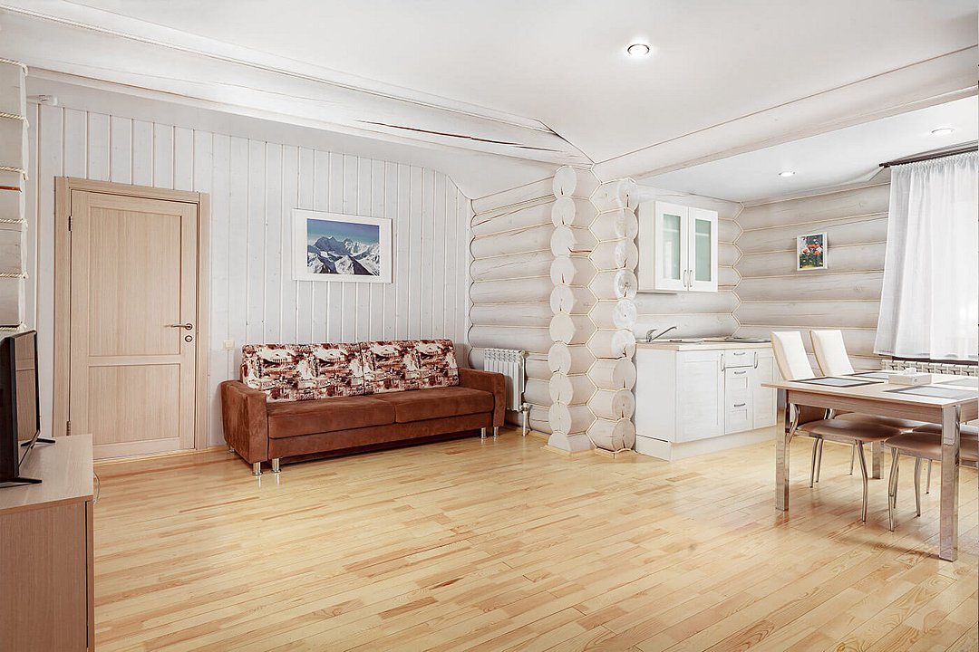 Люкс 2-местный 2-комнатный (Семейный №8)