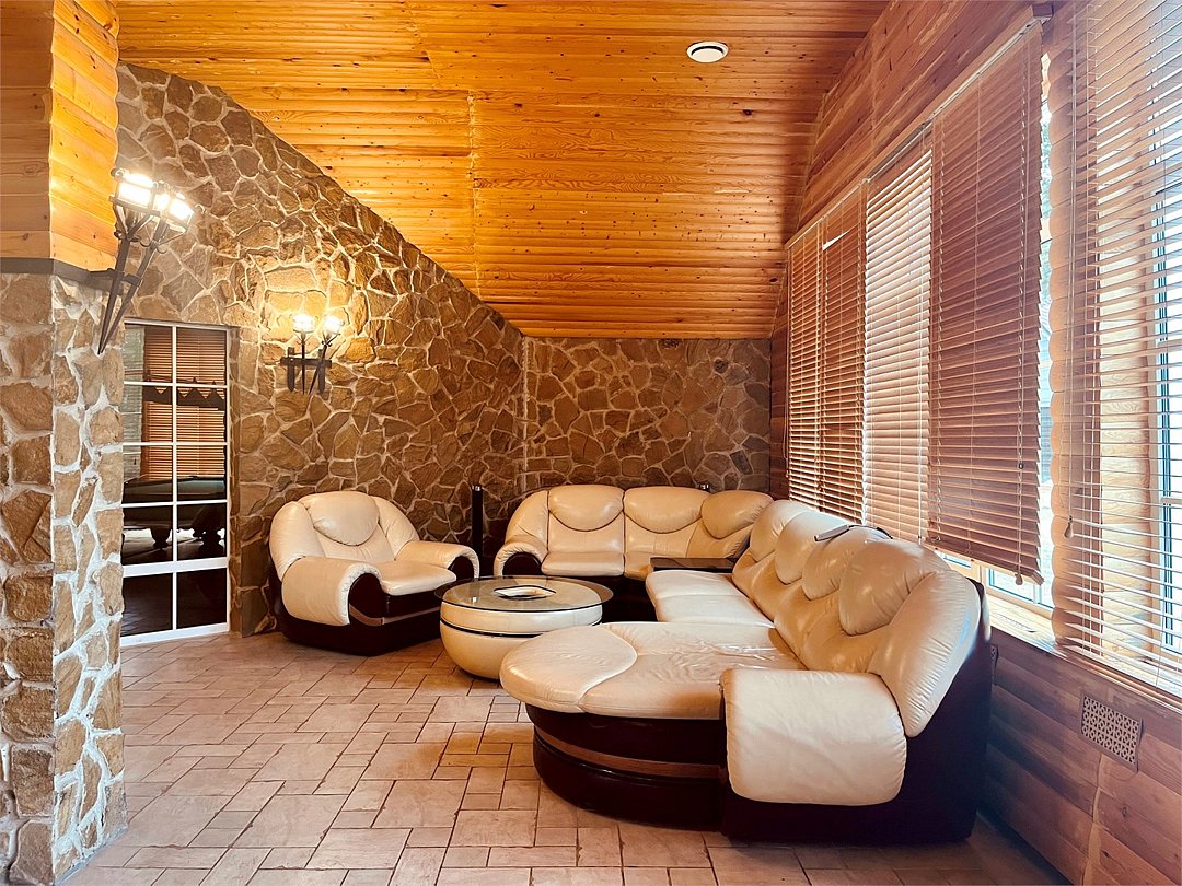 Дом 10-местный 4-комнатный (с баней)