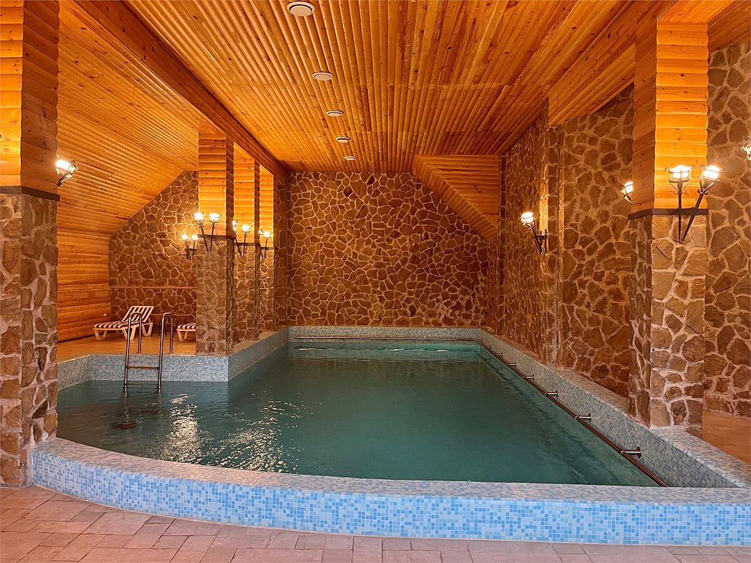 Дом 10-местный 4-комнатный (с баней)