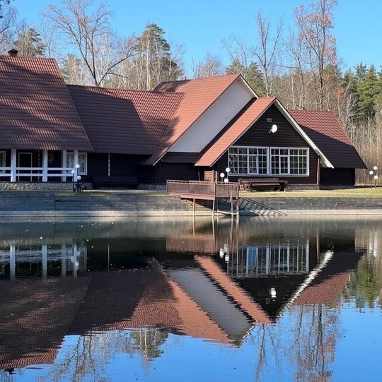 Дом 10-местный 4-комнатный (с баней)