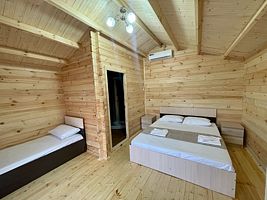 Коттедж 3-местный 1-комнатный, Коттеджный комплекс Чайка, Сухум