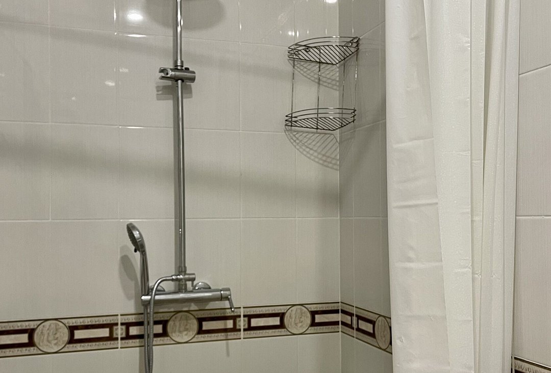 Домик (№1) 4-местный 2-комнатный