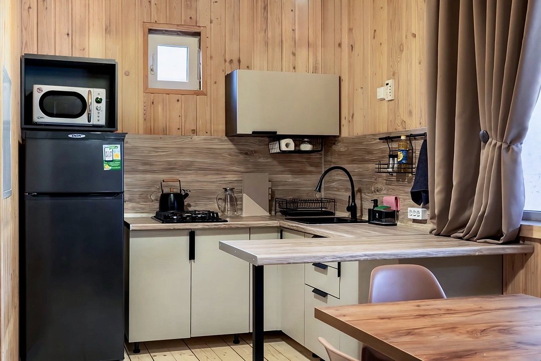 Коттедж 7-местный 3-комнатный 2-этажный (с баней)