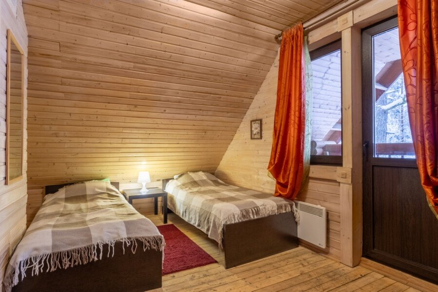 Коттедж 6-местный