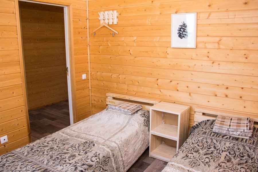 Коттедж 6-местный 4-комнатный (№1)