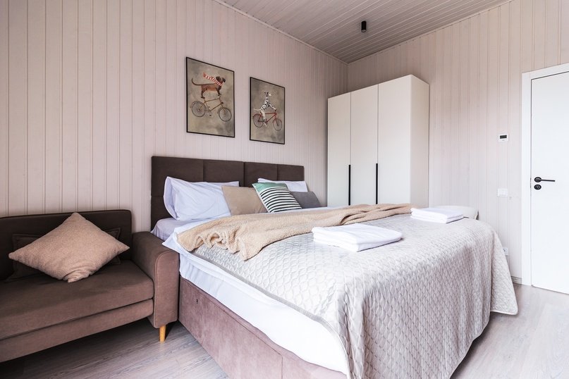 Коттедж 13-местный (Сосна, 4 спальни)