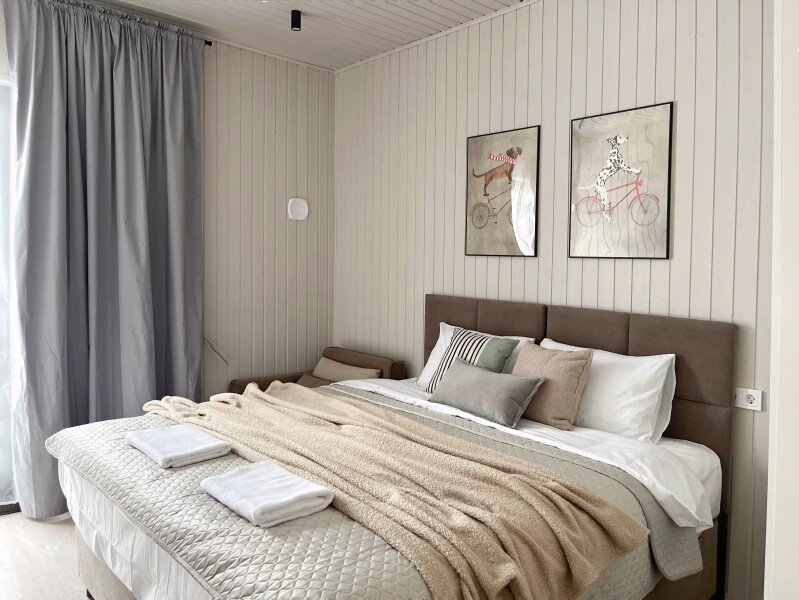 Коттедж 13-местный (Сосна, 4 спальни)