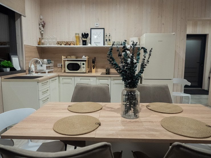 Коттедж 4-местный 2-комнатный (Ель)